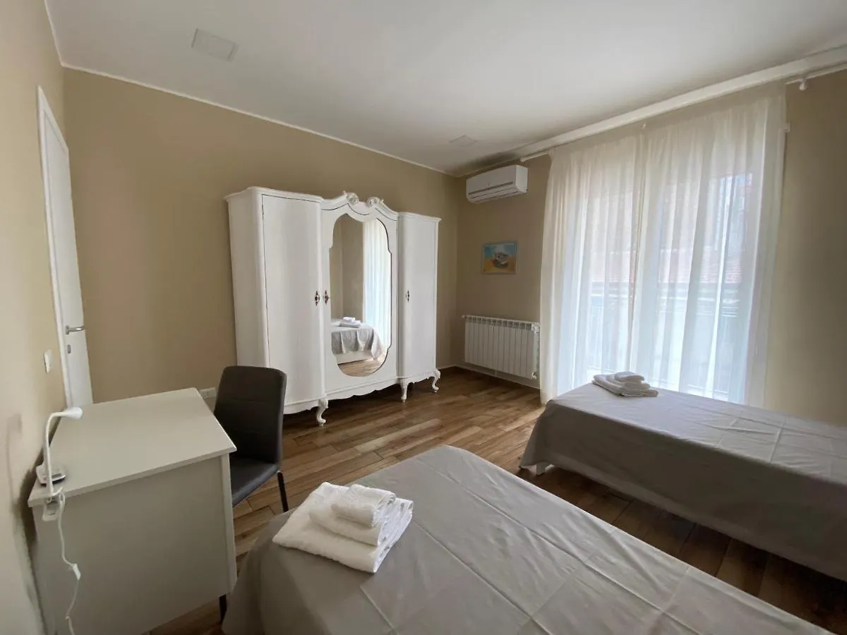 Dom wakacyjny Willa Violet House. Katania Włochy